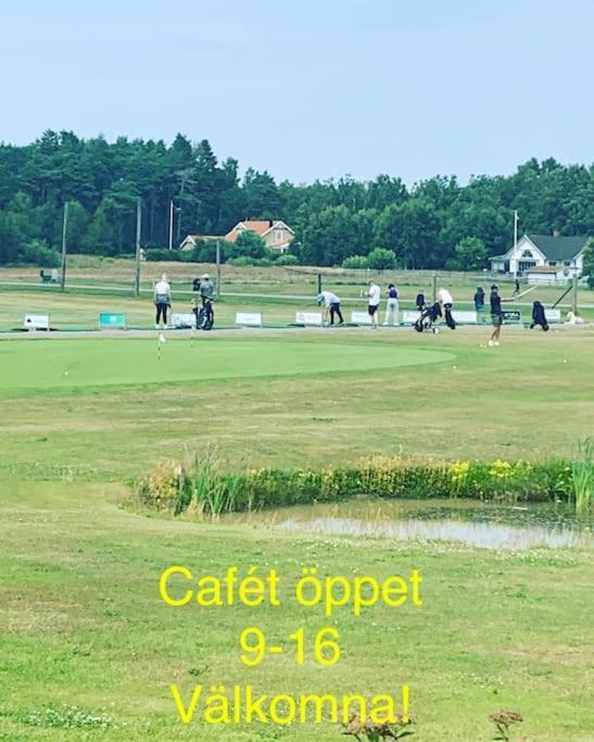Attefallhus Blixtorps Golfbana Варберг Экстерьер фото